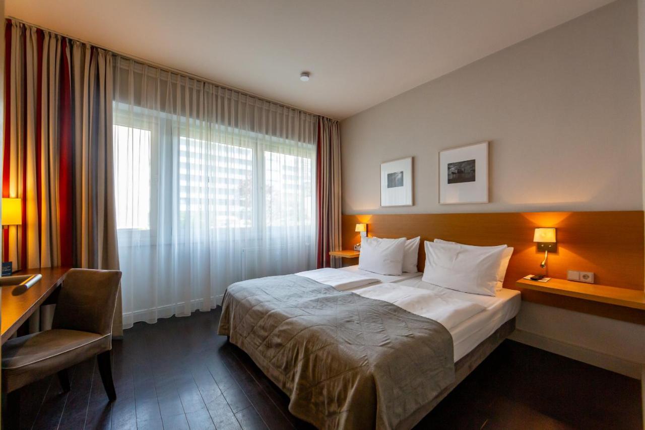 Golden Tulip Berlin Hotel Hamburg Exteriör bild